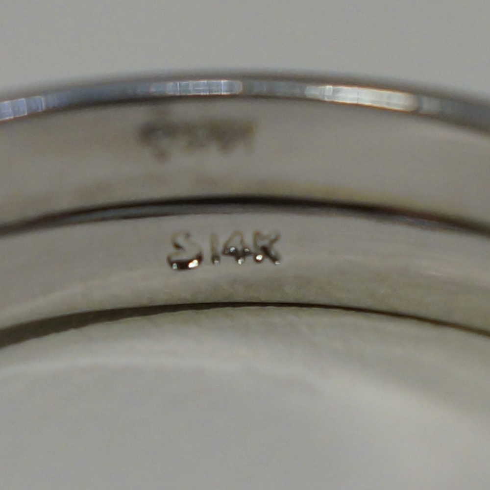 14KW Gold 1/2 Carat Solitaire Diamond & band set - Picture 5 of 6